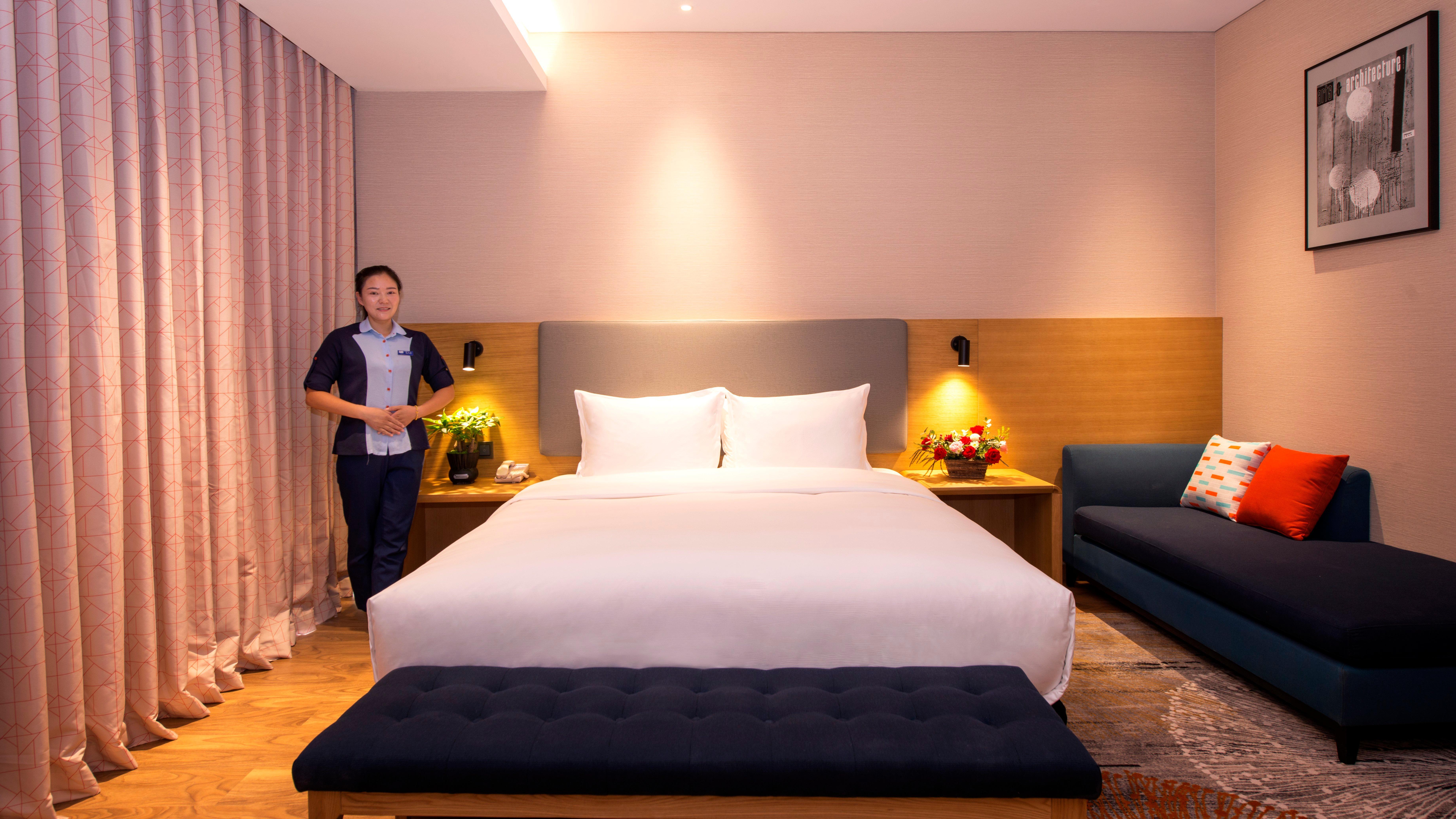 Holiday Inn Express Luanchuan By Ihg Екстер'єр фото