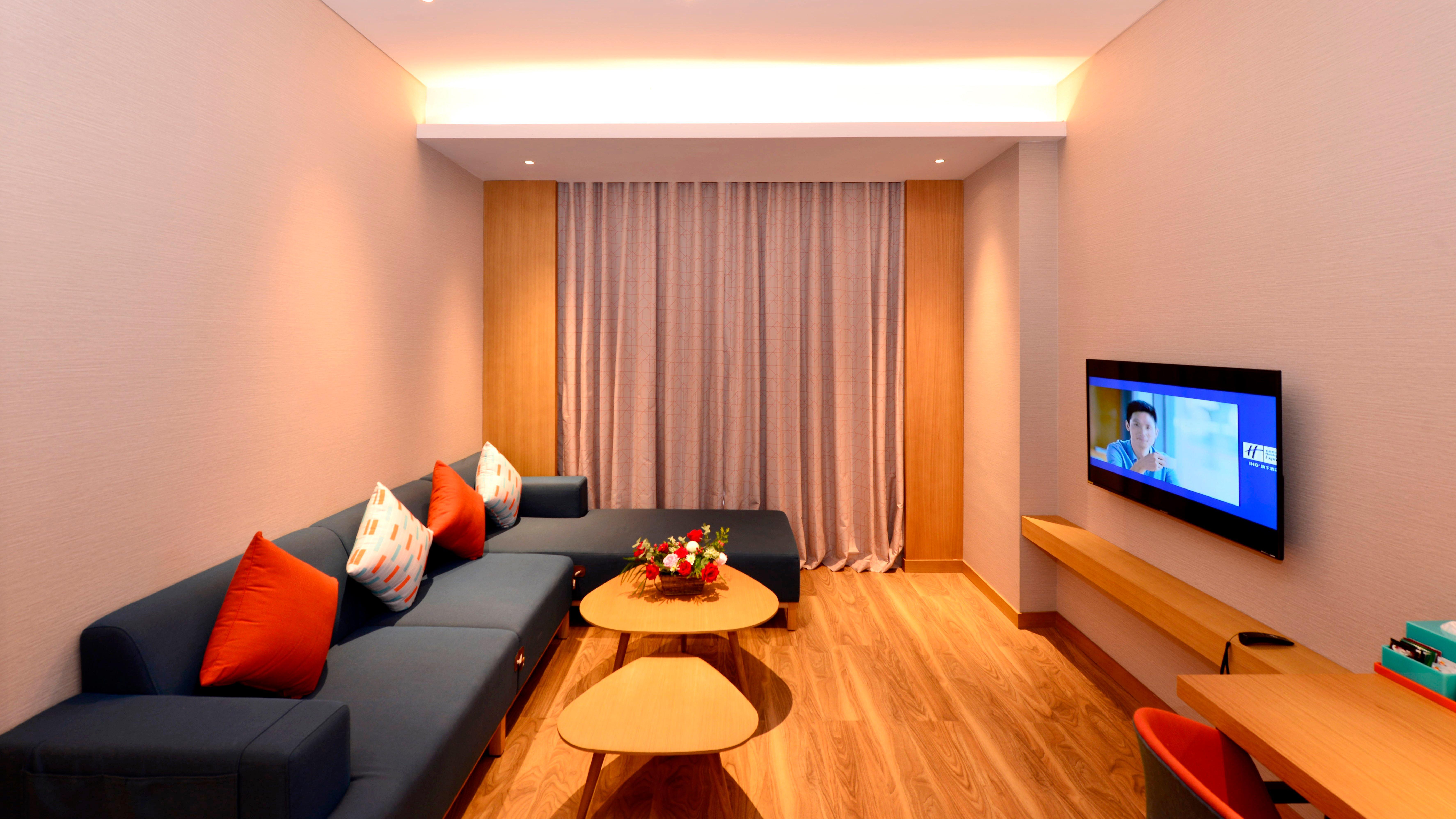 Holiday Inn Express Luanchuan By Ihg Екстер'єр фото