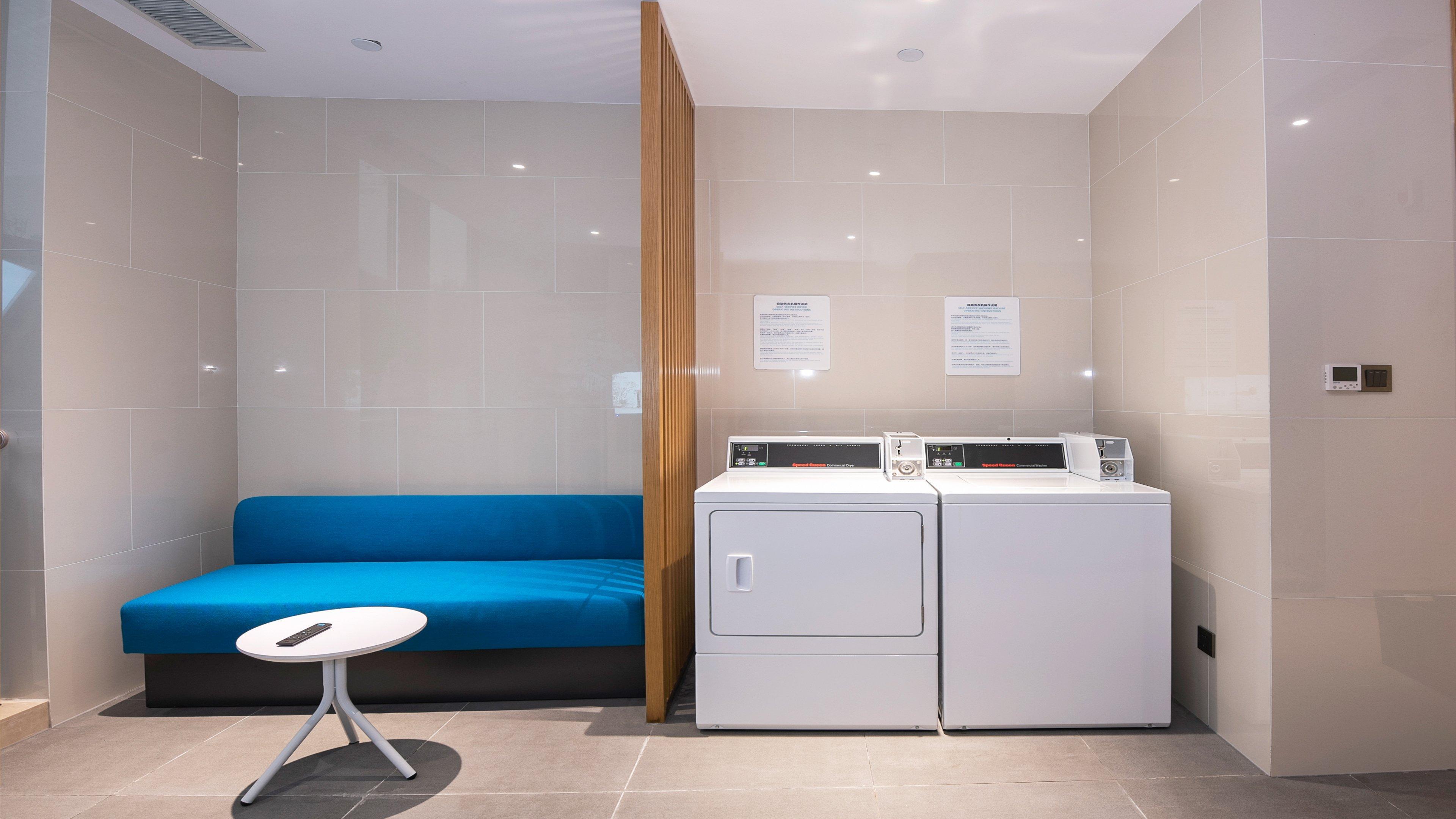Holiday Inn Express Luanchuan By Ihg Екстер'єр фото