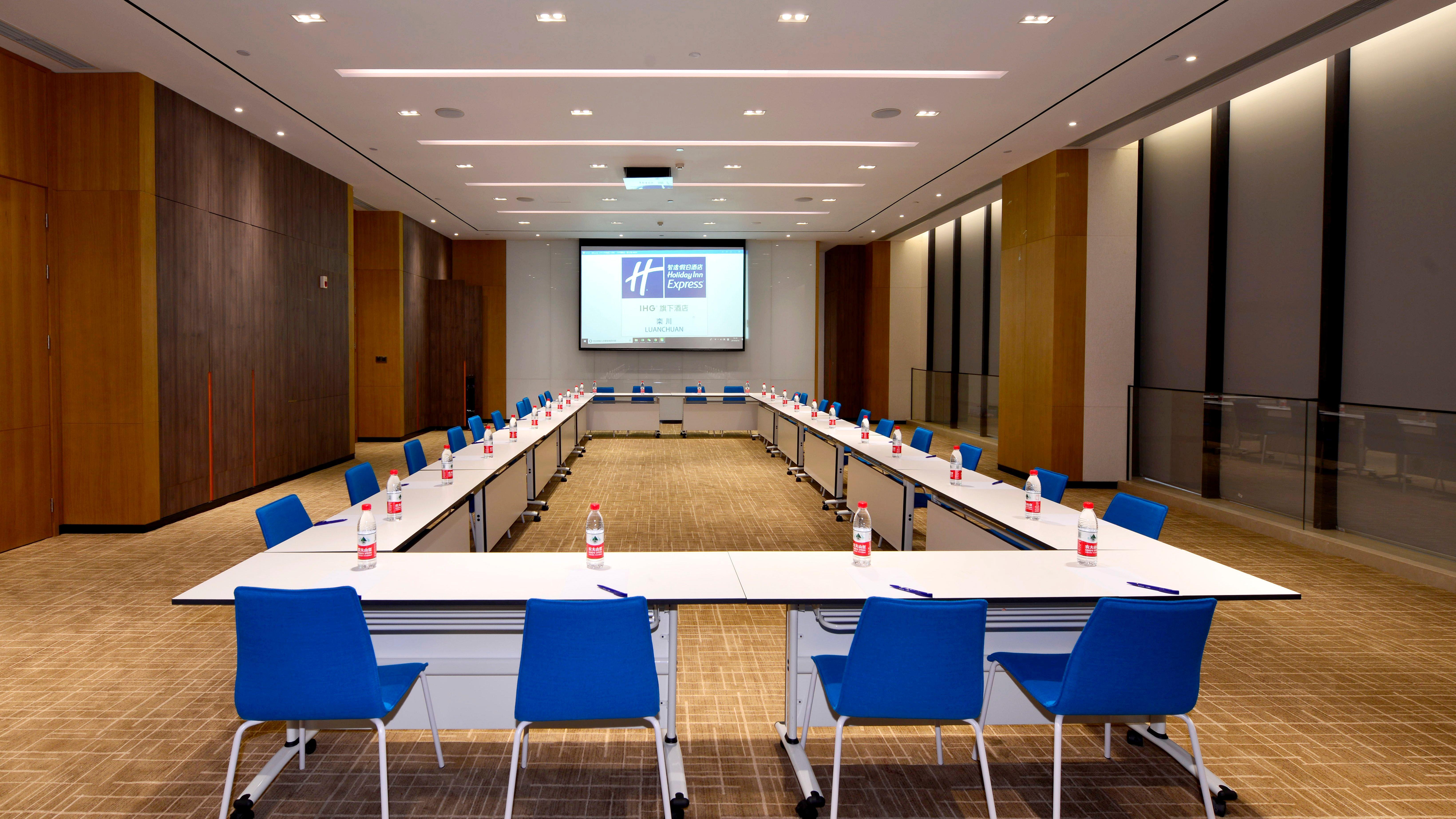 Holiday Inn Express Luanchuan By Ihg Екстер'єр фото