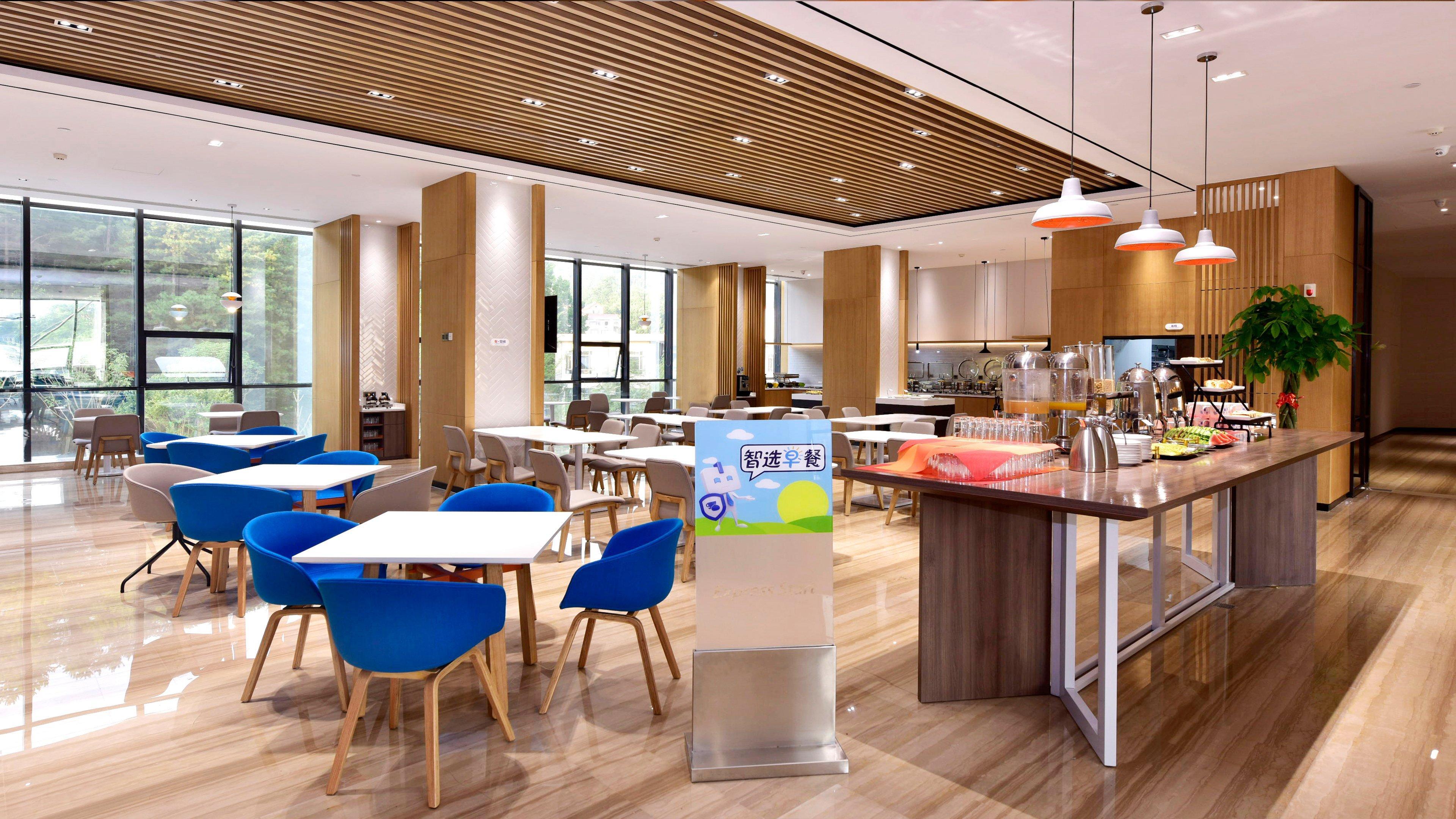 Holiday Inn Express Luanchuan By Ihg Екстер'єр фото